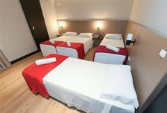 QUADRUPLO TWIN (4 camas de solteiro )