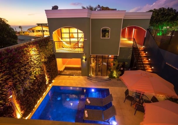 piscina.jpg