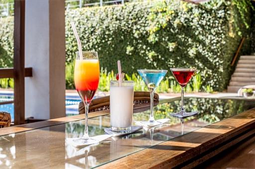 img_7845 bar da piscina.jpg