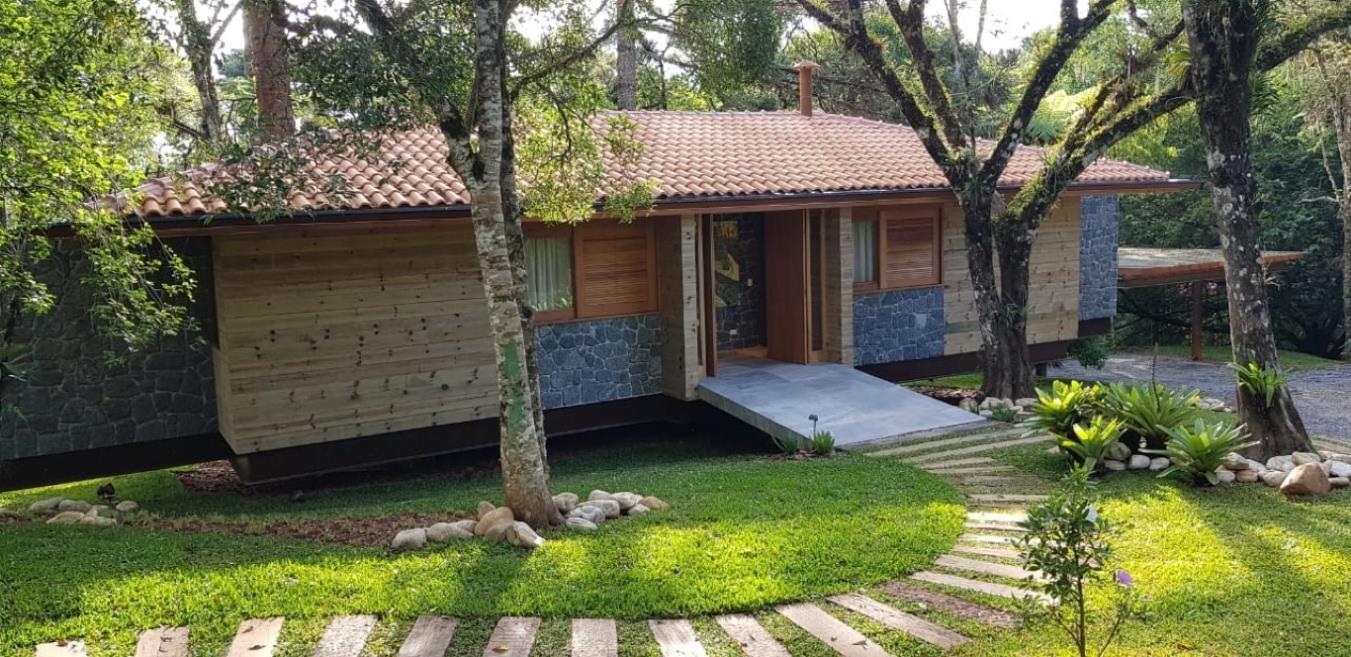 araucária entrada.jpeg