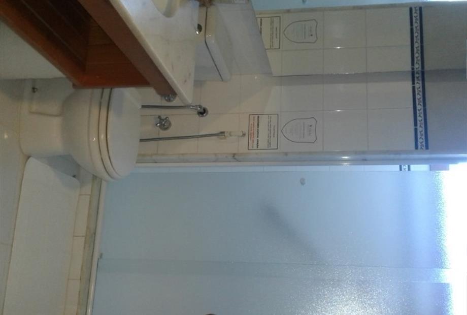 apto 212 - banheiro.jpg