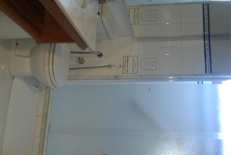 apto 212 - banheiro.jpg