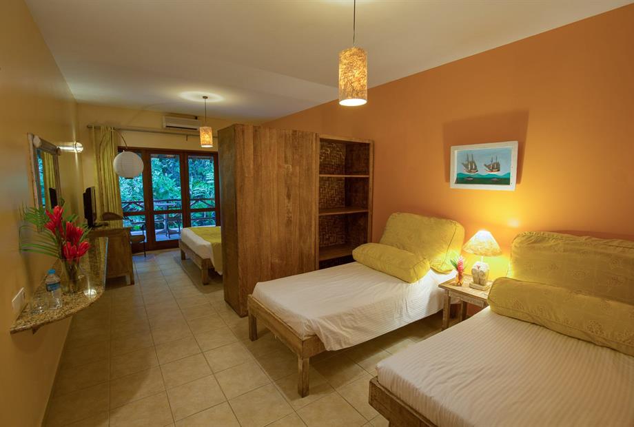 ap master - quadruplo2.jpg