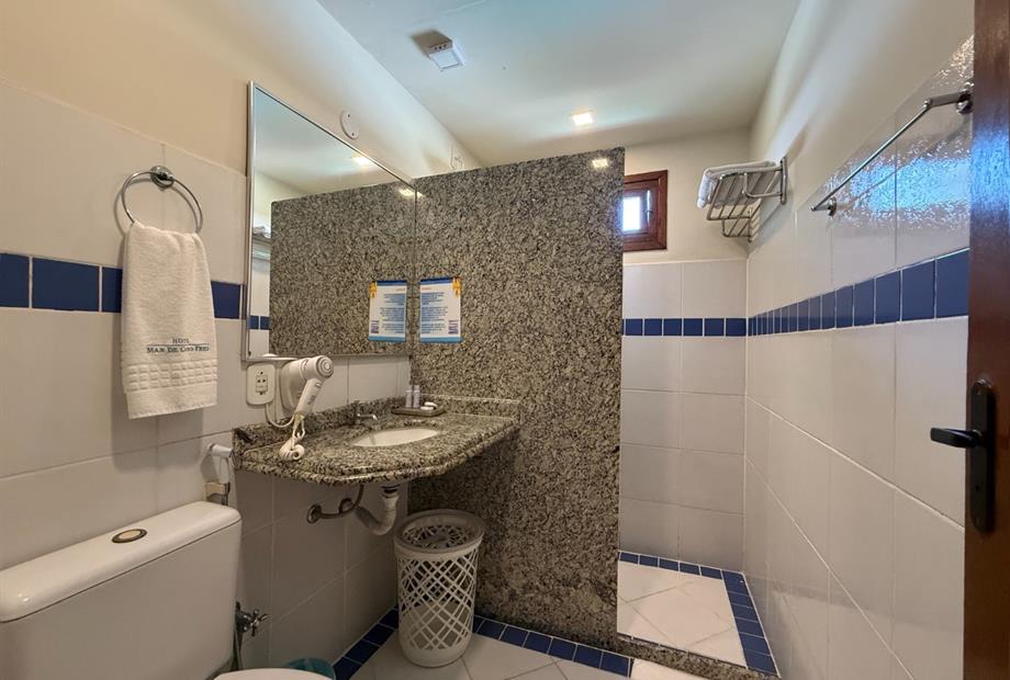 banheiro suite standard 2.jpeg