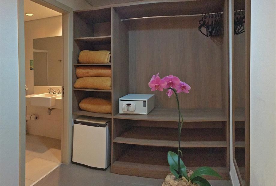 APTO SUITE MASTER PISO FRIO ALA 400 - 03.JPG