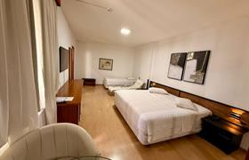 Suíte Luxo Superior do Cesar Park Juiz de Fora Hotel