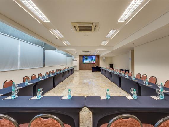 sala granata - 2.jpg