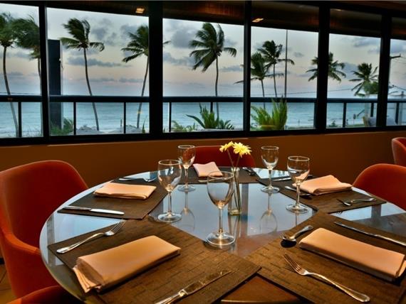 10-3-restaurante-almoco.jpg