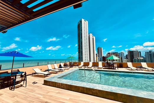 piscina 1 - tamanho pqn.jpeg