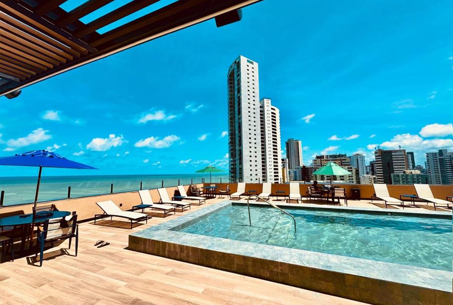 piscina 1 - tamanho pqn.jpeg