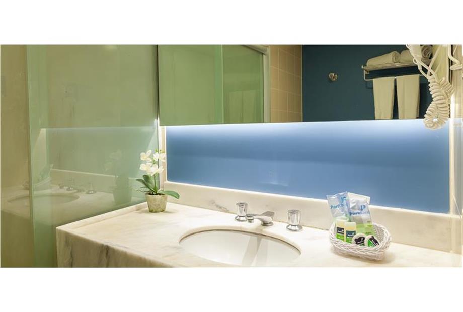 PH - Apto - Standard Banheiro.JPG