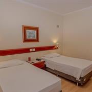 STANDARD QUADRUPLO SOLTEIRO