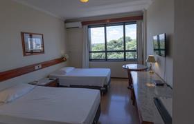 LUXO CAMA TWIN do Lizon Curitiba Hotel