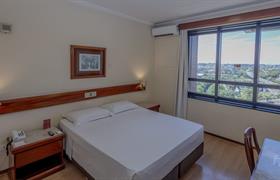 LUXO CAMA CASAL do Lizon Curitiba Hotel
