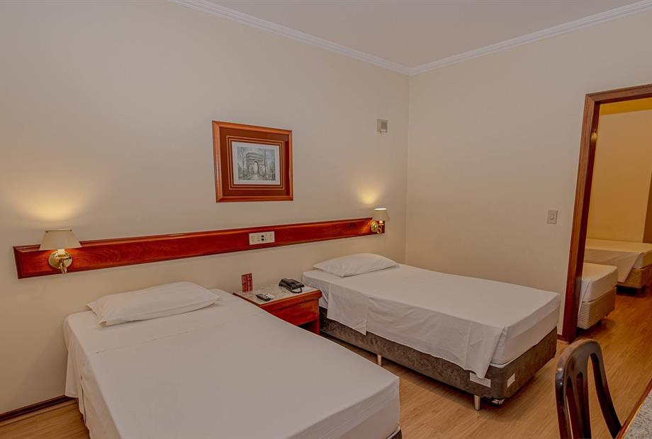 quadruplo solteiro 3jpg.jpg