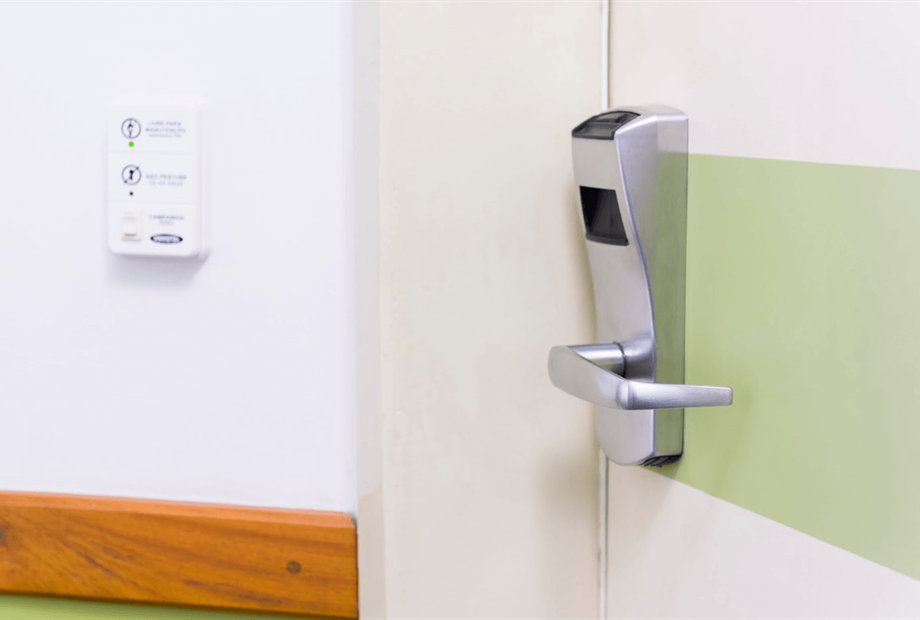 ferchadura eletronica.png