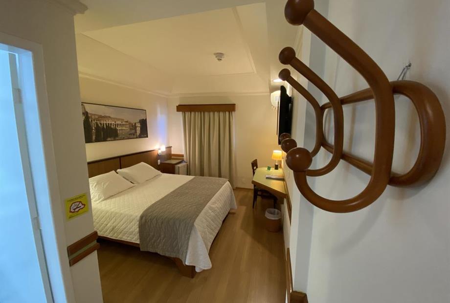 ap casal c sacada (2).jpg