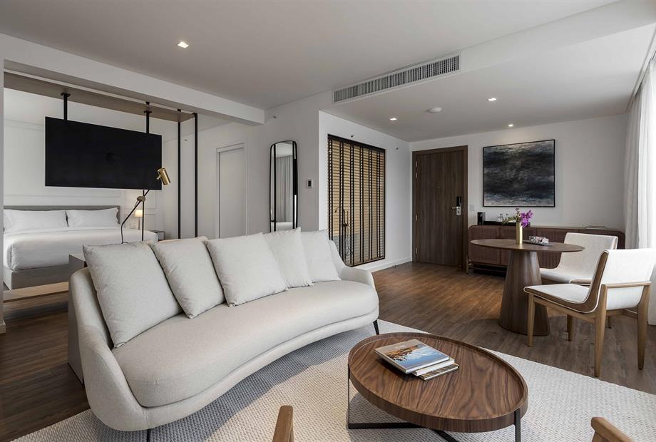 img_0969-min (1).jpg