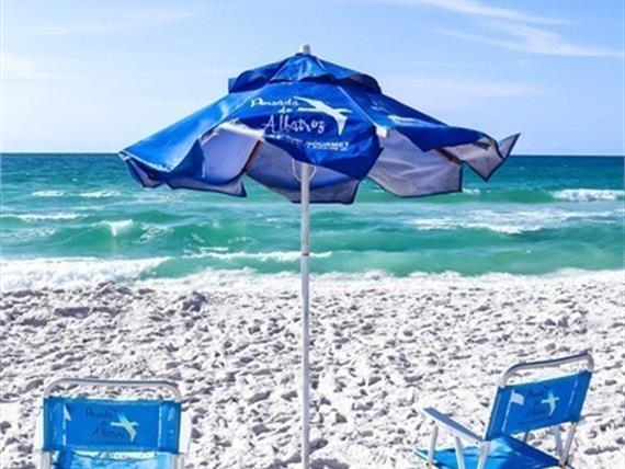 praia do foguete cadeiras.jpg