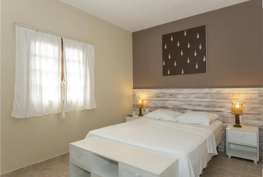 _FCH3290LongBeach copy.jpg