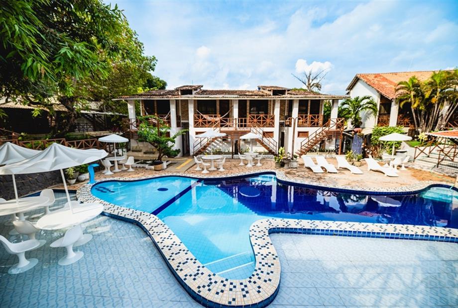 piscina e bar (30).jpg