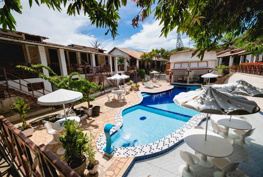 piscina e bar (23).jpg