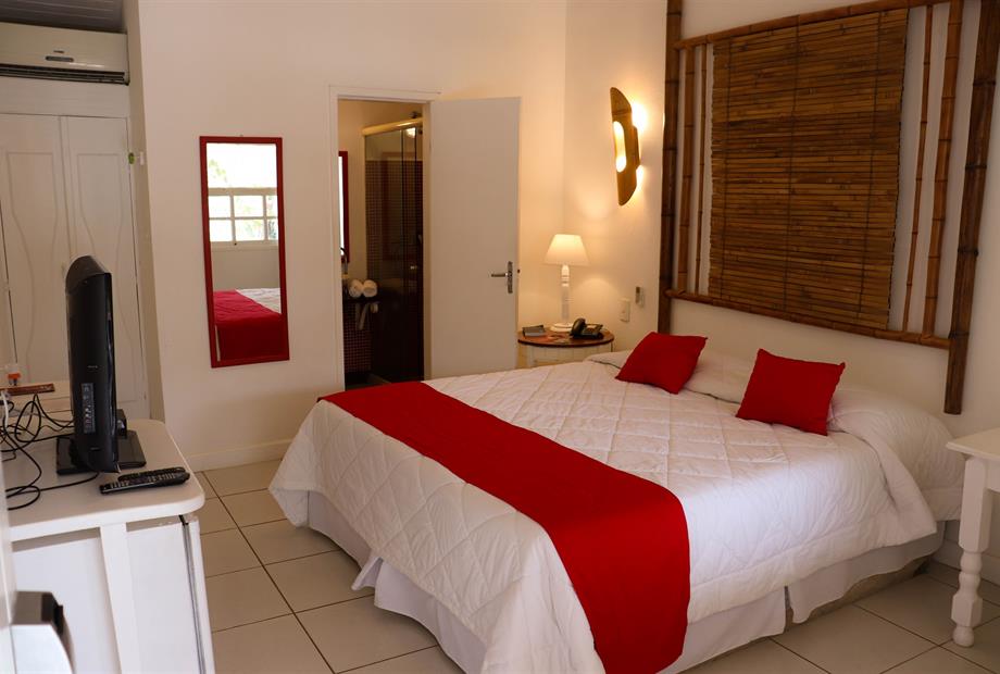 Quarto Vermelho1 (1 de 1) Portal.jpg