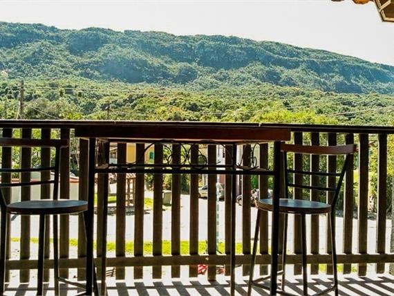 4 suíte com varanda (4).jpg