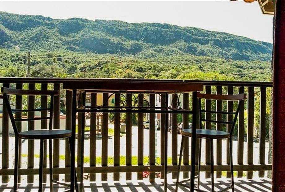 4 suíte com varanda (4).jpg