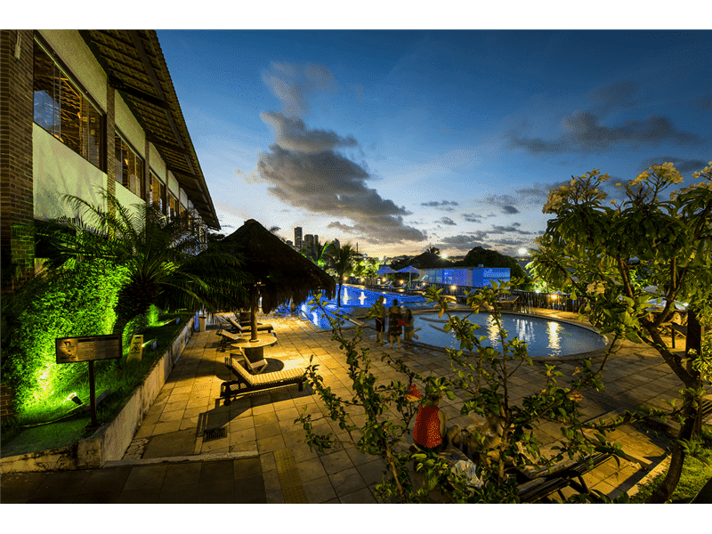 _FCH2105D.Beach.Resort.png