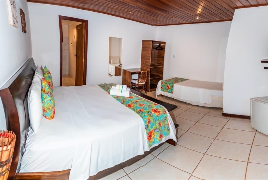 suíte luxo térrea 1_easy-resize.com.jpg