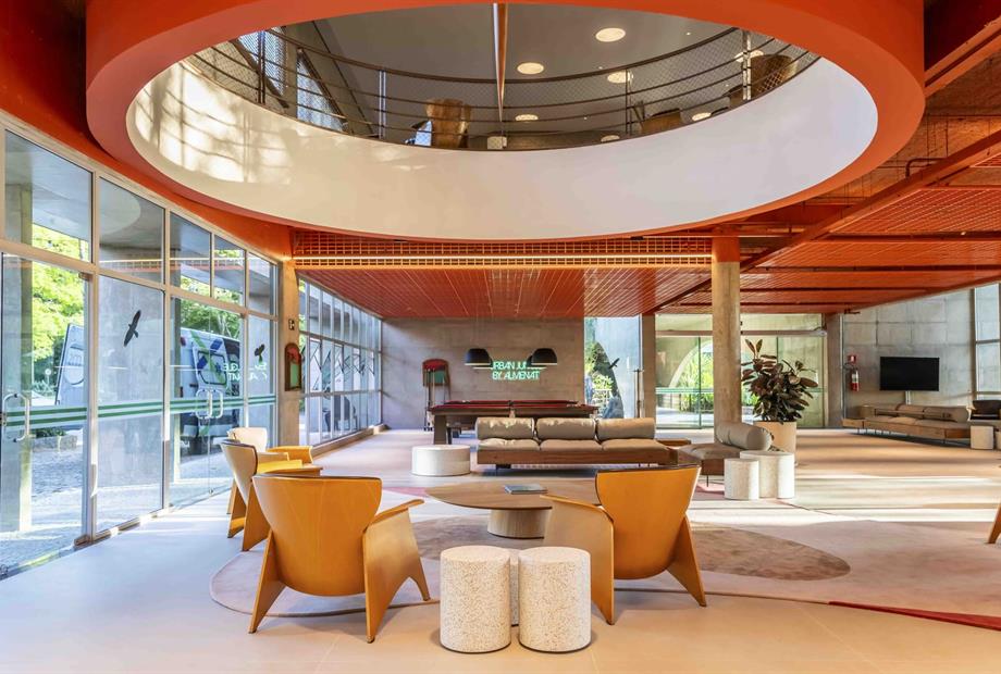 almenat_lobby6_mmf3724-hdr - copy.jpg