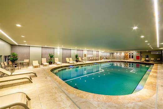 mini_11.piscina interna.jpg