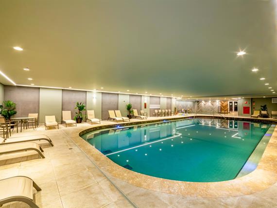 mini_11.piscina interna.jpg