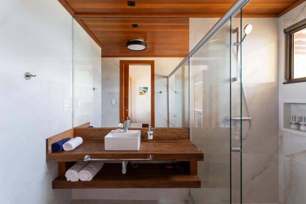 suite 2 banheiro dia.jpg
