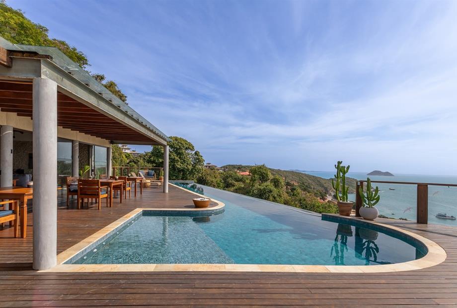 deck piscina dia.jpg