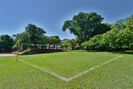 hotel_deville_guaira-area_de_lazer_4.jpg