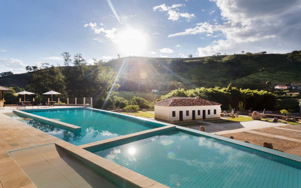 piscina -terra dos sonhos.jpg