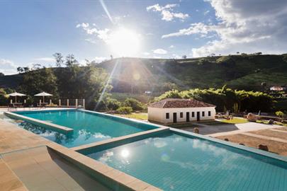 piscina -terra dos sonhos.jpg