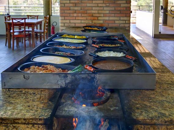 almoço - terra dos sonhos.jpg