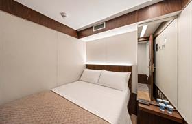 ALA ESTE - Cabina con cama doble - Baño externo de Fast Sleep Guarulhos by Slaviero Hotéis