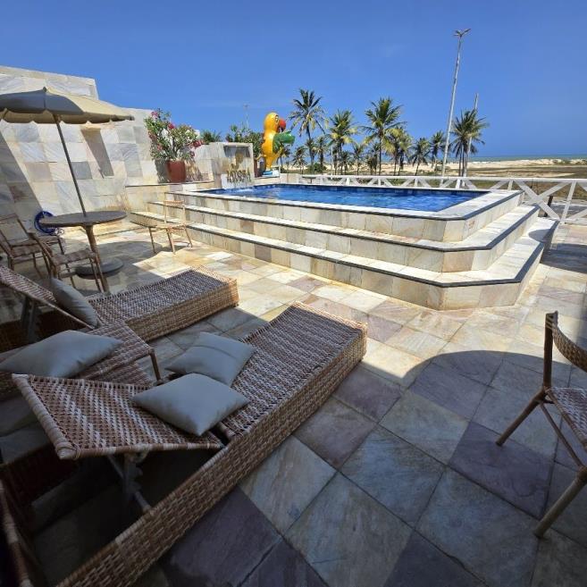 foto piscina 2.jpg