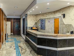 Carillon Plaza Hotel