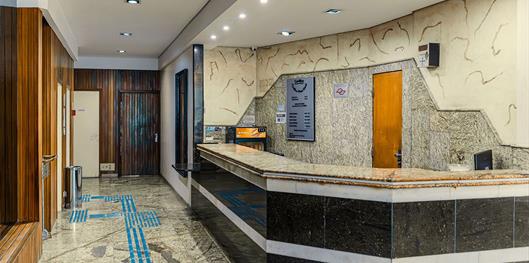 Carillon Plaza Hotel