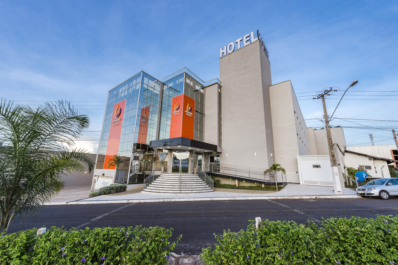 Serata Hotel