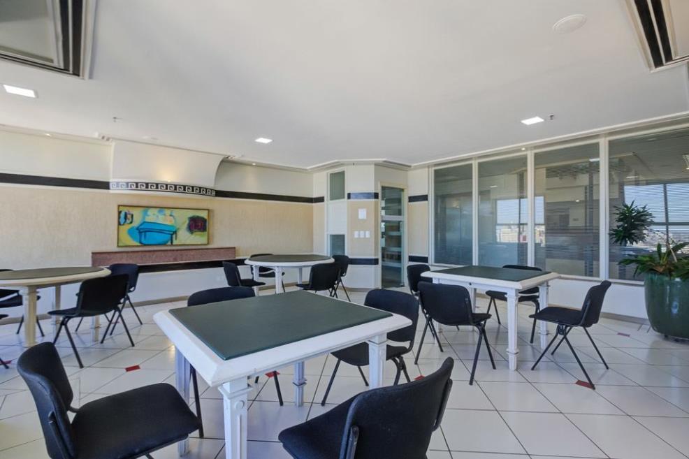 self - sala de jogos (4).jpg
