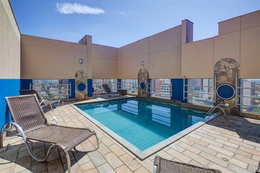 self - piscina (3).jpg