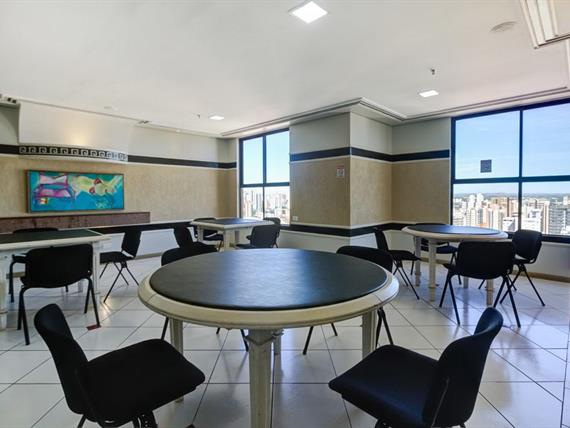 self - sala de jogos (1).jpg