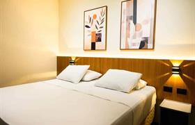 Luxo Casal do Slaviero Hotel Londrina Flat