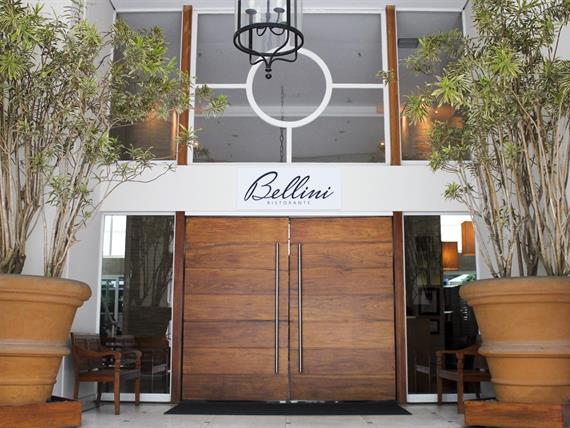 bellini ristorante fachada_easy-resize.com.jpg